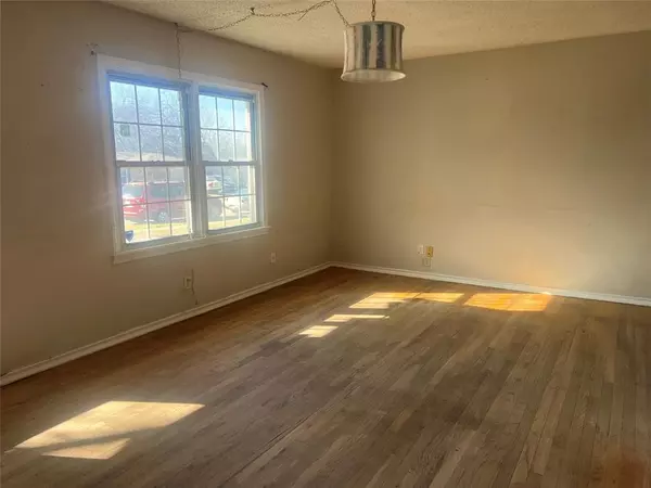 Arlington, TX 76010,1721 Jocyle Street