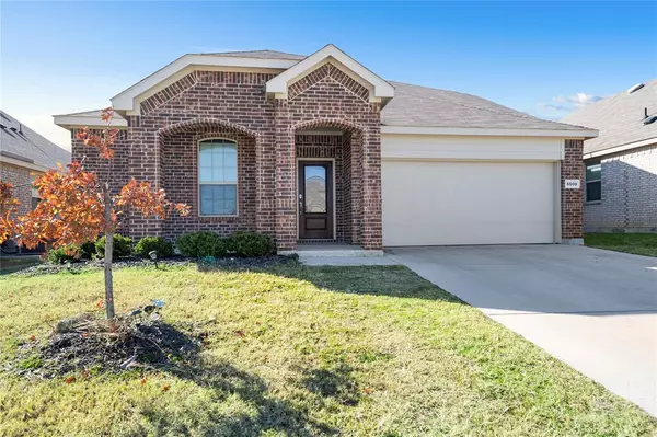 5509 Brentlawn Drive, Fort Worth, TX 76179