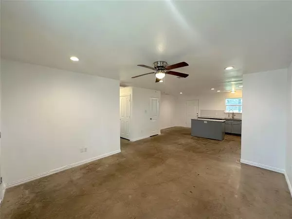 Itasca, TX 76055,108 W Adams Street