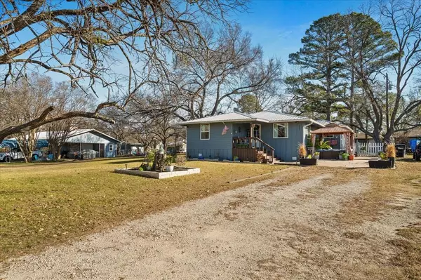 East Tawakoni, TX 75472,681 Briggs Boulevard