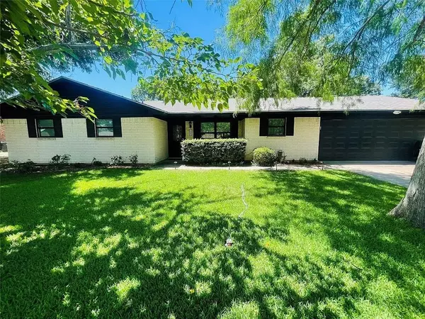 Stephenville, TX 76401,1360 N Charlotte Avenue