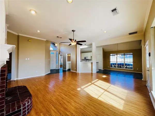 Fort Worth, TX 76179,7313 Chambers Lane