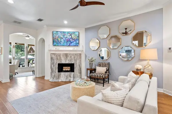 Granbury, TX 76049,6506 Colonial Drive