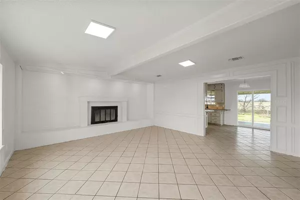 Whitney, TX 76692,608 S Colorado Street