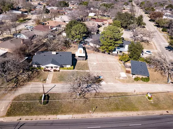 2105 W Shady Grove Road, Irving, TX 75060