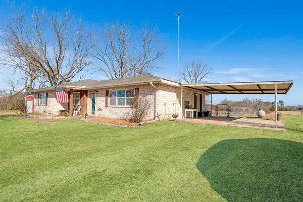 Bagwell, TX 75412,8413 Farm Road 195