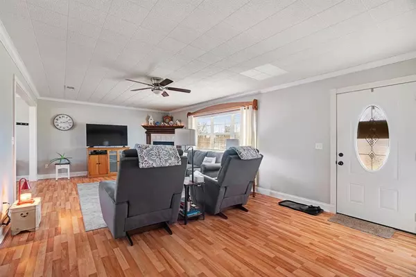 Bagwell, TX 75412,8413 Farm Road 195