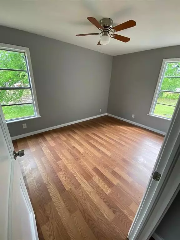 Dallas, TX 75216,3077 Sunnyvale Street