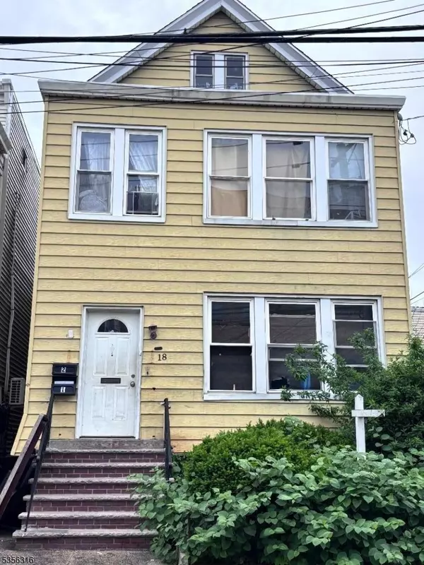 Jersey City, NJ 07305,18 Winfield Ave