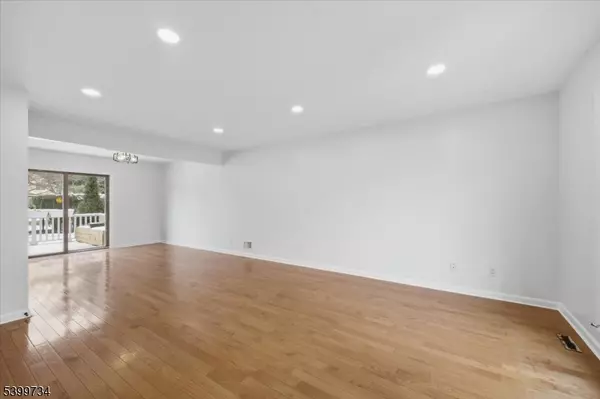 Andover Twp., NJ 07848,103 Cheyenne Rd