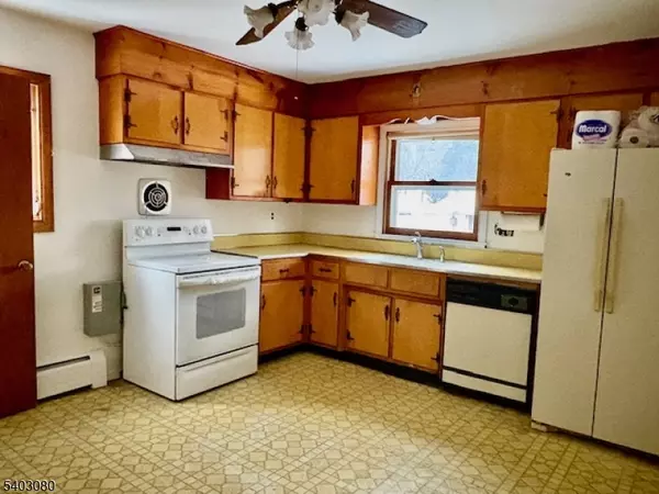 Linden City, NJ 07036,236 W Linden Ave