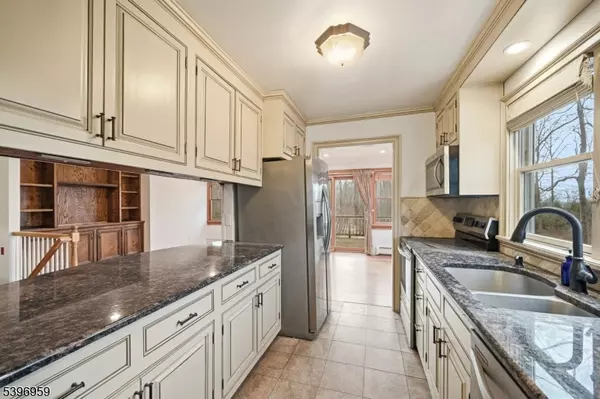 Sparta Twp., NJ 07871,19 Windy Bush Ln