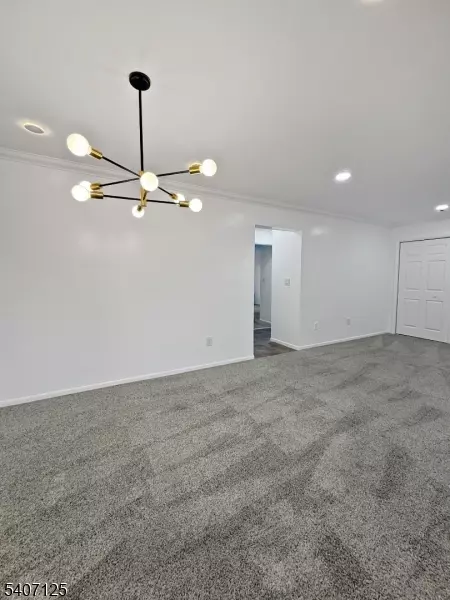 Belleville Twp., NJ 07109,680 Union Ave #E1