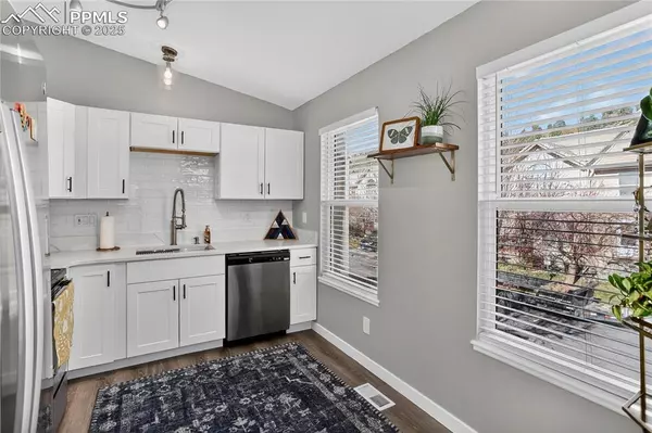 Colorado Springs, CO 80919,1945 Bristlecone DR