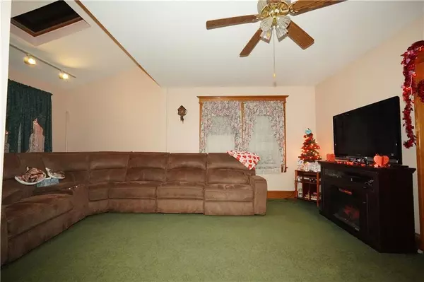 Staten Island, NY 10302,182 Lexington AVE