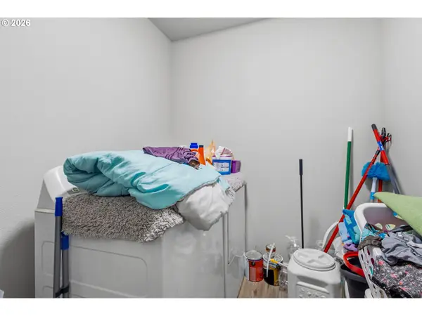 1907 WILLOW ST, Sweet Home, OR 97386