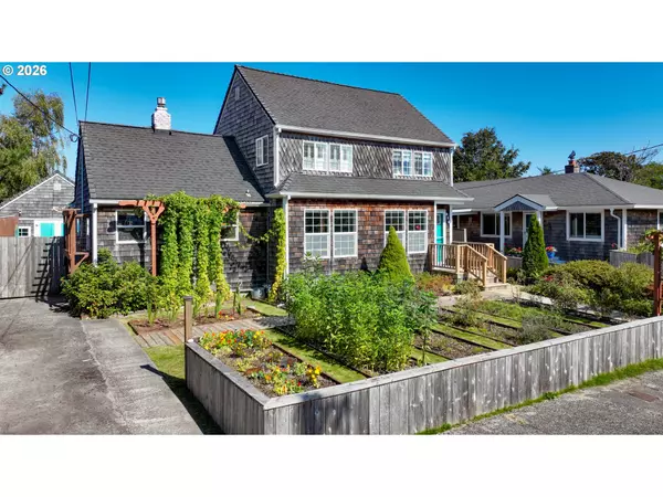 Seaside, OR 97138,810 16TH AVE