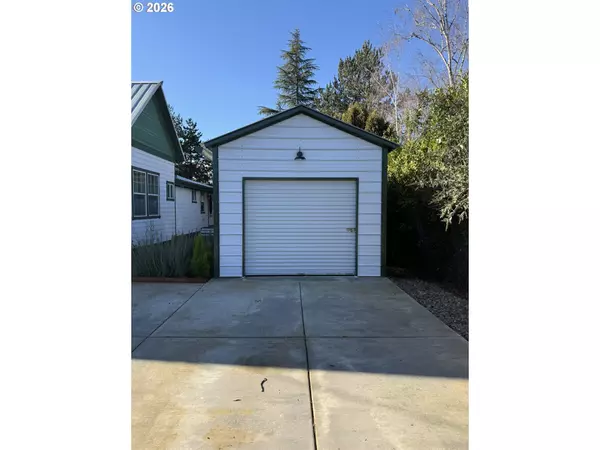 Drain, OR 97435,427 DATE ST