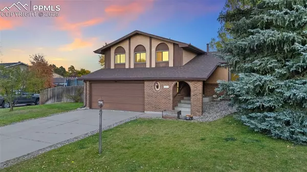 Colorado Springs, CO 80915,2095 Seven Arrow DR