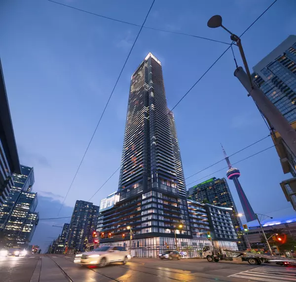 1 CONCORD CITYPLACE WAY #3303, Toronto C01, ON M5V 0X3