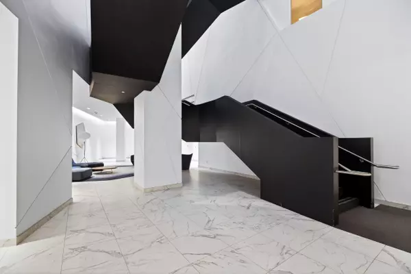 Toronto C01, ON M6K 0C9,50 Ordnance ST #216