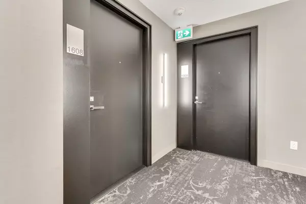 Toronto C06, ON M3H 0C8,31 Tippett RD #1608