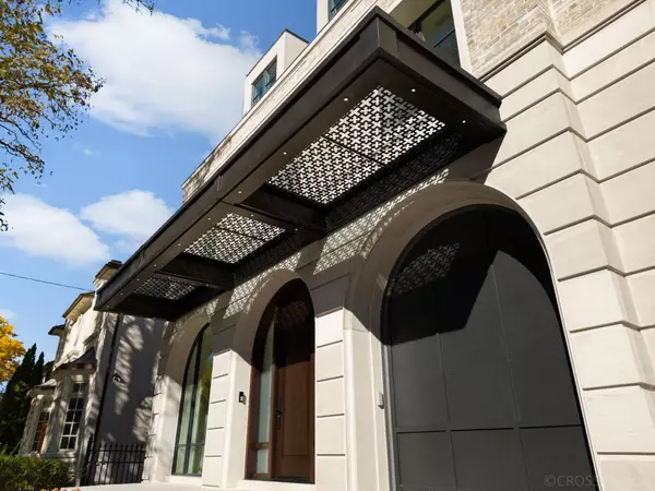 Toronto C04, ON M5M 3H2,117 Yonge BLVD