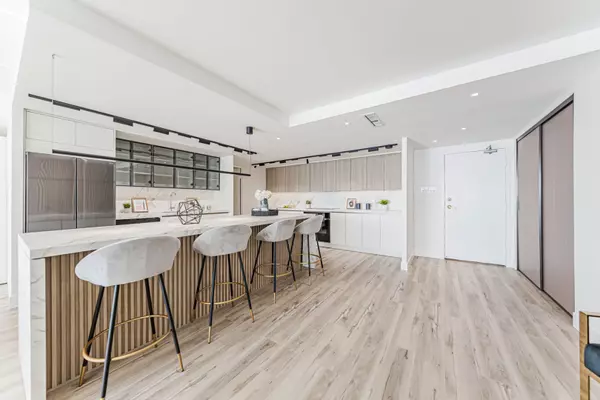 Toronto C07, ON M2R 3T1,131 Torresdale AVE #1708