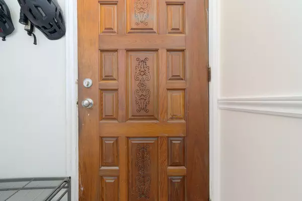 Toronto C01, ON M6H 1G1,90 Muir AVE #Basement