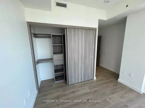 Toronto C15, ON M2K 0H2,95 Mcmahon DR #3308