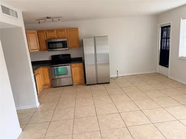 Oakland Park, FL 33334,4051 NE 13TH AV #52-3