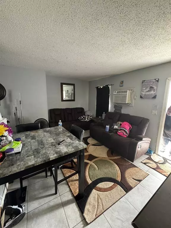 Fort Lauderdale, FL 33311,2610 NW 14th St