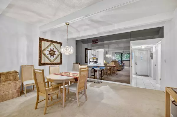 Melbourne Beach, FL 32951,240 Hammock Shore Drive #107