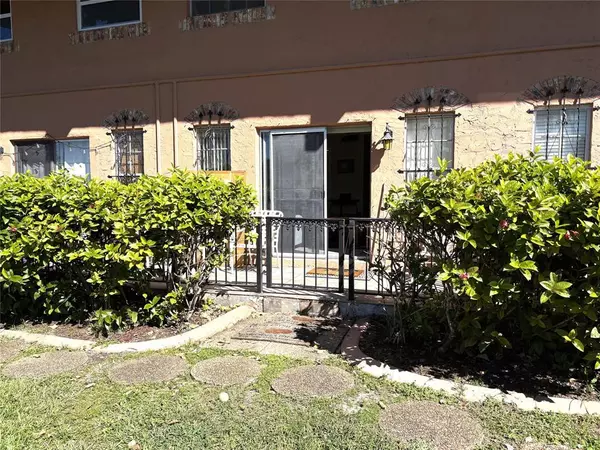 Fort Lauderdale, FL 33311,620 Tennis Club Dr #105