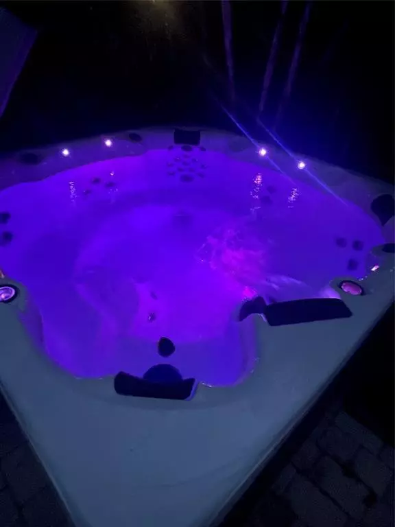 Fort Lauderdale, FL 33301,Address not disclosed