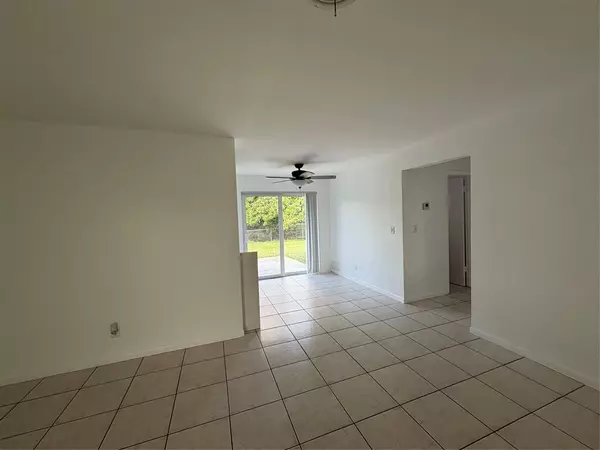 Cooper City, FL 33328,9421 SW 52nd