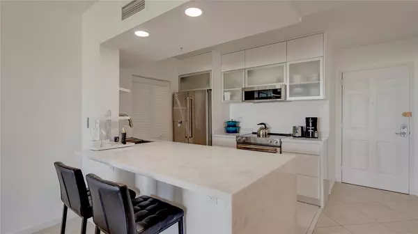 Fort Lauderdale, FL 33308,3020 NE 32nd Ave #906