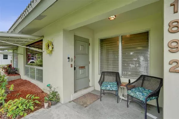 Oakland Park, FL 33306,1892 NE 33rd St