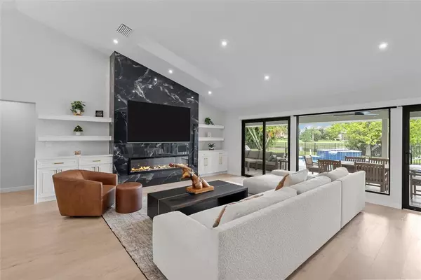 Palm Beach Gardens, FL 33412,8611 Gullane Ct