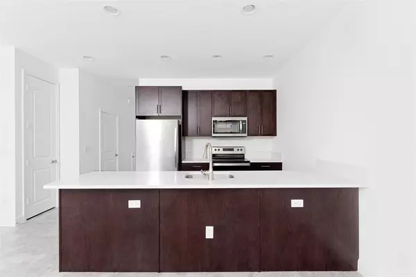 Coconut Creek, FL 33073,6937 PINES CIRCLE #17