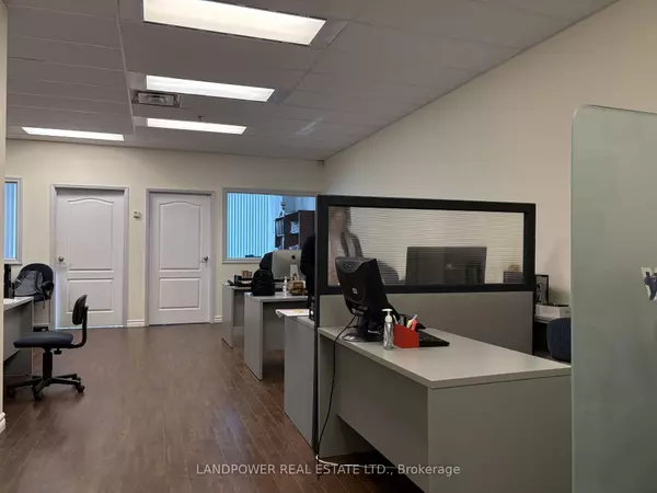 Markham, ON L3R 0M3,3601 Highway 7 N/A E #315