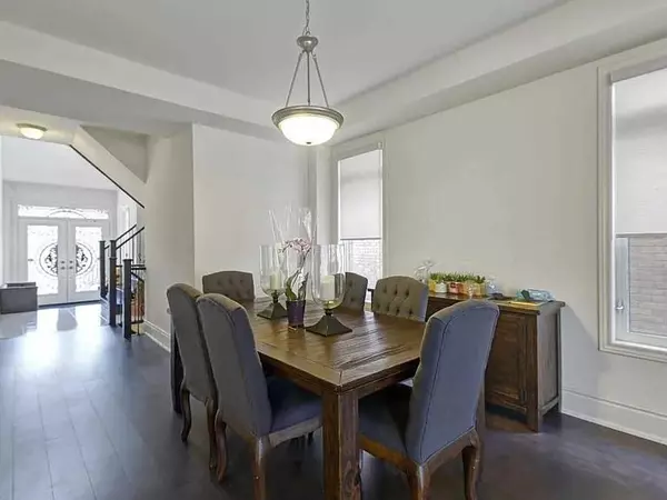 New Tecumseth, ON L9R 0T2,4 Parker LN