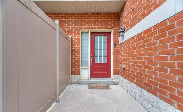 Brampton, ON L6R 3T4,2530 Countryside DR #5