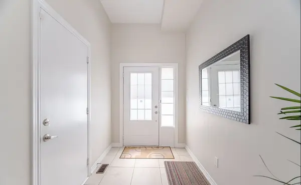 Brampton, ON L6R 3T4,2530 Countryside DR #5