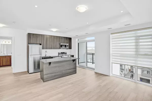 Milton, ON L9T 2X5,490 Gordon Krantz AVE #507