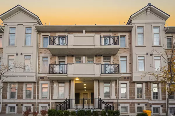 78 Preston Meadow AVE #13, Mississauga, ON L4Z 0C8