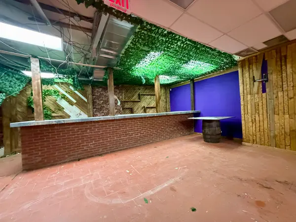 1167 Weston RD, Toronto W04, ON M6M 4P5