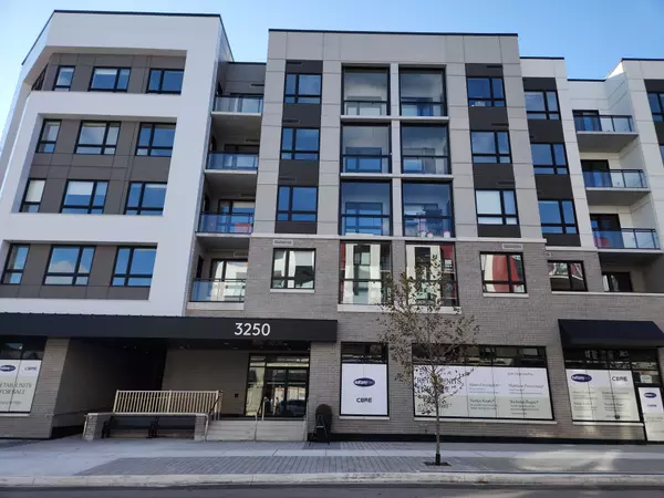 Oakville, ON L6M 1L3,3250 Carding Mill TRL #429