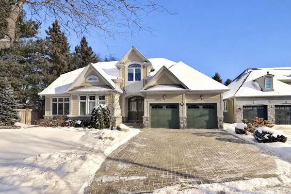 806 Hidden Grove LN, Mississauga, ON L5H 4L3