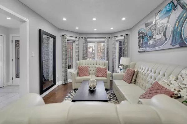 Brampton, ON L6Y 5E4,49 Sterritt DR